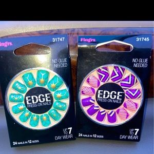 FINGRS NAIL SETS ((2))